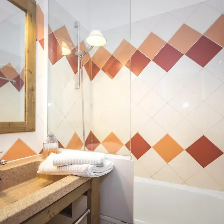 Cosy Proche Commerces Et Ski-bus A - Fr-1-343-239 Apartment Chamonix